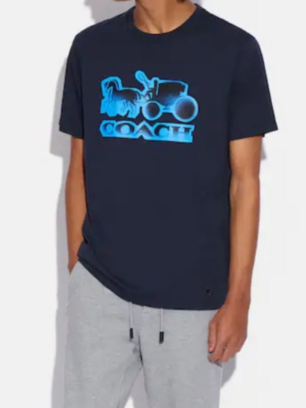 NWT Coach men’s spray paint horse & carriage Navy Medium T-Shirt